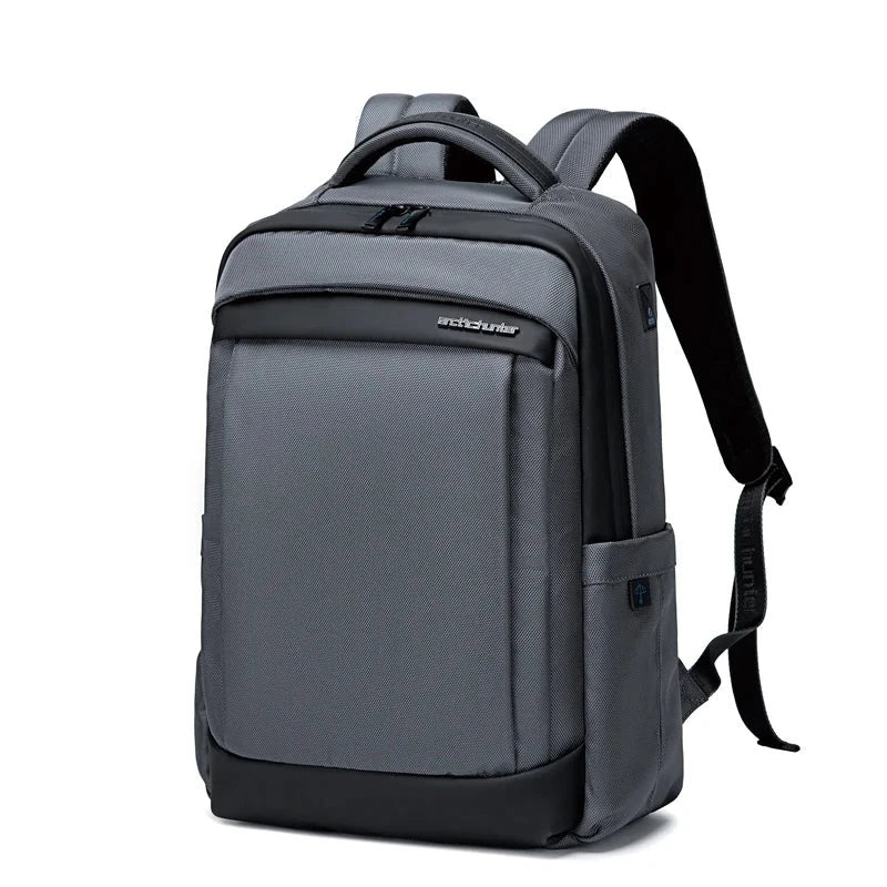 Mochila Masculina Para Estudos e Viagens com Design Moderno