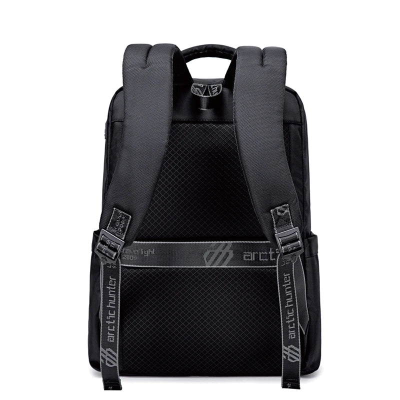 Mochila Masculina Para Estudos e Viagens com Design Moderno