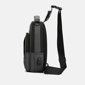 Bolsa de Ombro Masculina  Versátil com Suporte USB | Impermeável