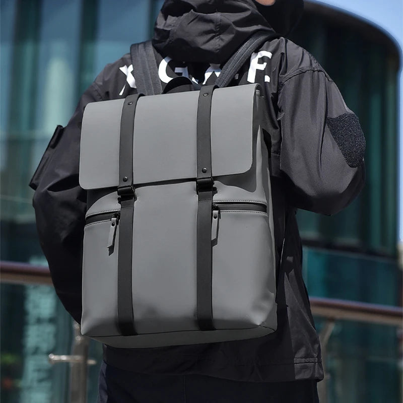 Mochila Monocromática de Viagem Impermeável Multifuncional