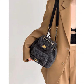 Mini Mochila Retrô Alças Com Correntaria Design Pequeno Casual