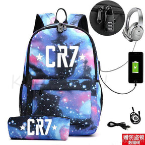 Kit Escolar CR7: Mochila com Entrada de Fone de Ouvido e USB + Estojo