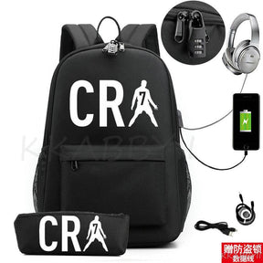 Kit Escolar CR7: Mochila com Entrada de Fone de Ouvido e USB + Estojo