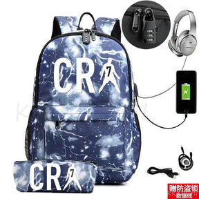 Kit Escolar CR7: Mochila com Entrada de Fone de Ouvido e USB + Estojo