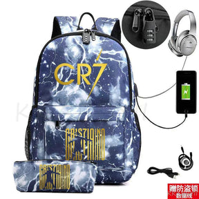 Kit Escolar CR7: Mochila com Entrada de Fone de Ouvido e USB + Estojo