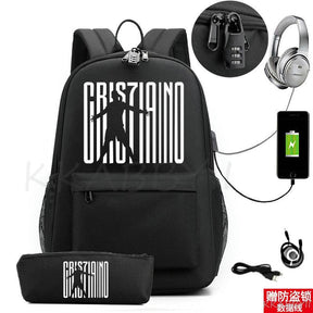 Kit Escolar CR7: Mochila com Entrada de Fone de Ouvido e USB + Estojo