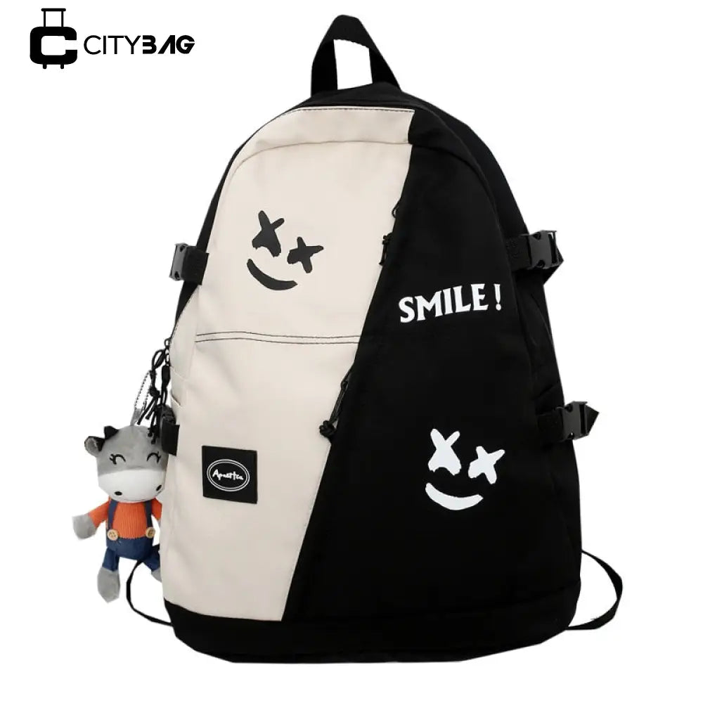 Mochila Escolar Smile - Acompanha Pingente da Vaquinha - CityBag