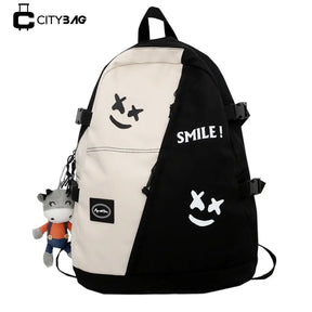 Mochila Escolar Smile - Acompanha Pingente da Vaquinha - CityBag